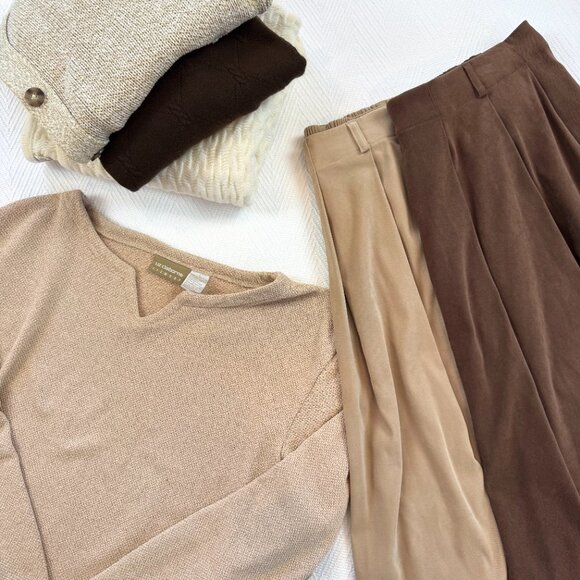 Welcome to my closet! - Picture 4 of 8